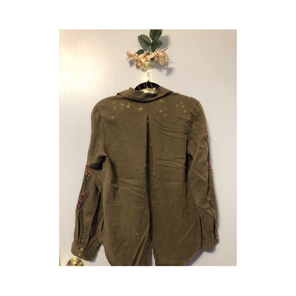 Navy green button up - Picture 2 of 2